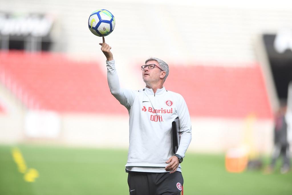 Com uma vit&oacute;ria, Inter de Odair Hellmann pode ficar a dois pontos do vice