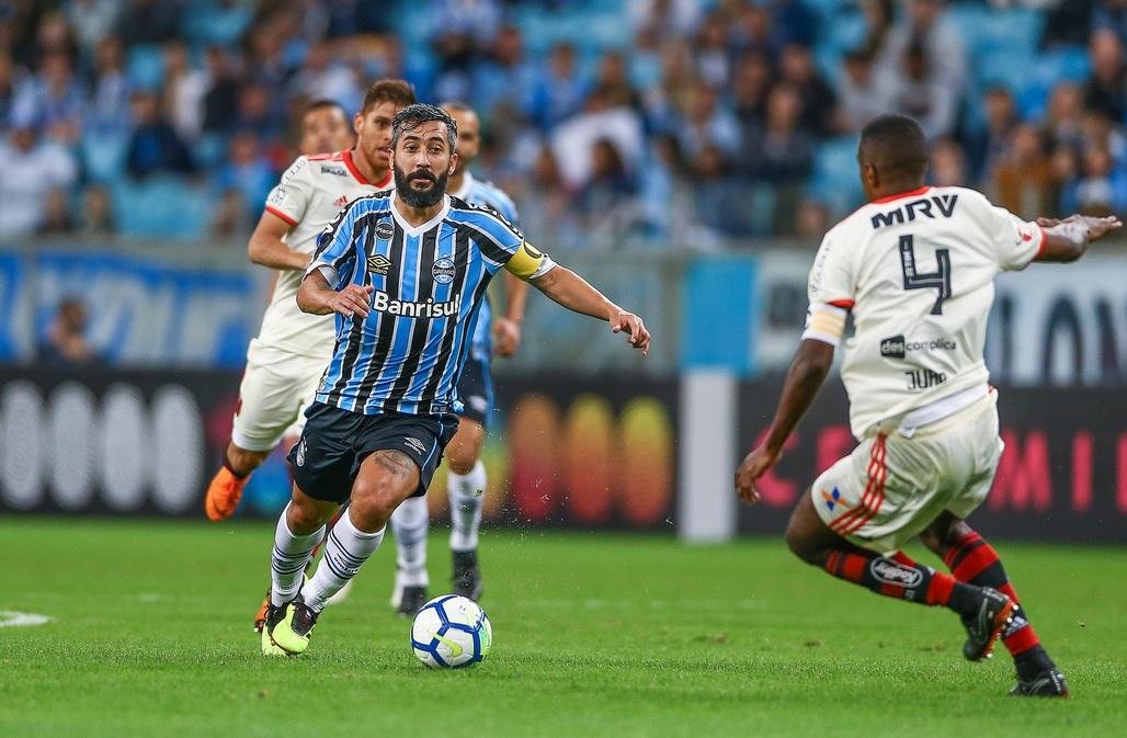 Gremistas valorizam grande atua&ccedil;&atilde;o contra o l&iacute;der Flamengo 