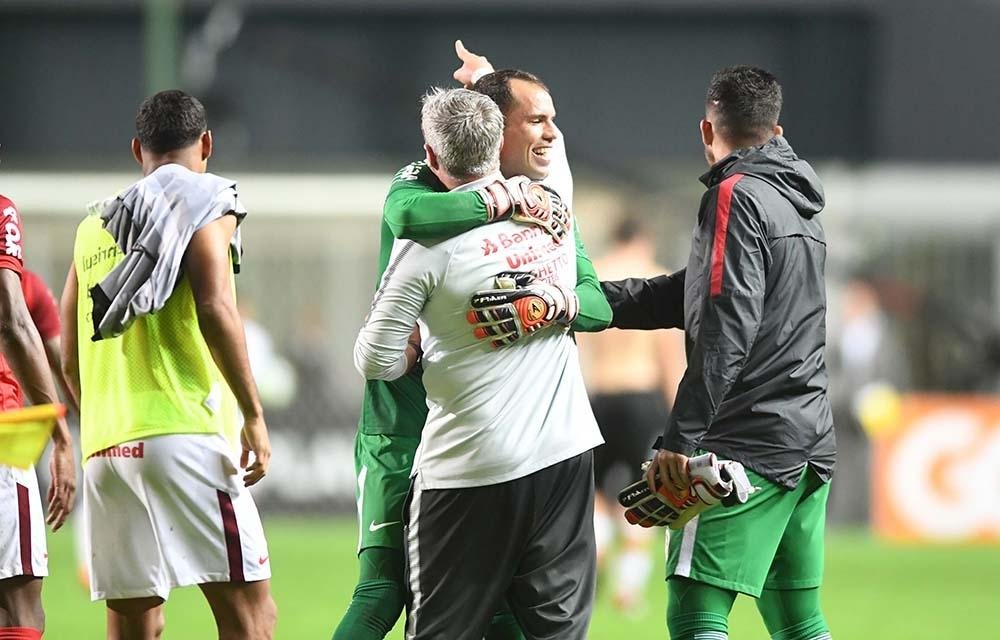 Odair destacou for&ccedil;a do grupo ap&oacute;s vit&oacute;ria sobre o Atl&eacute;tico-MG