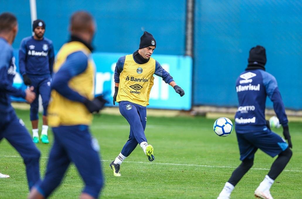 Alisson projeta recuperar ritmo de olho nas copas