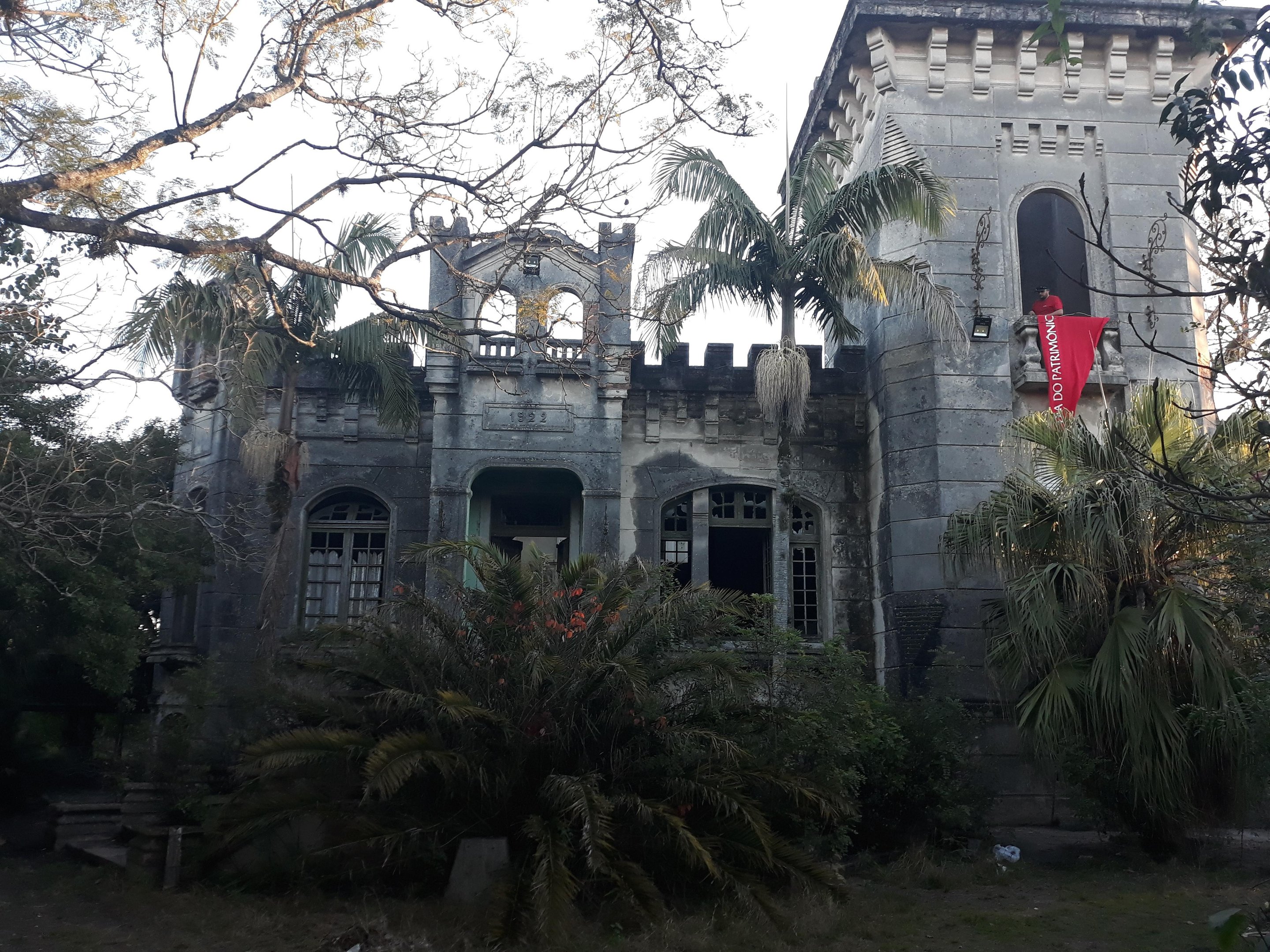O castelo foi constru&iacute;do em 1921 e inaugurado em 1923