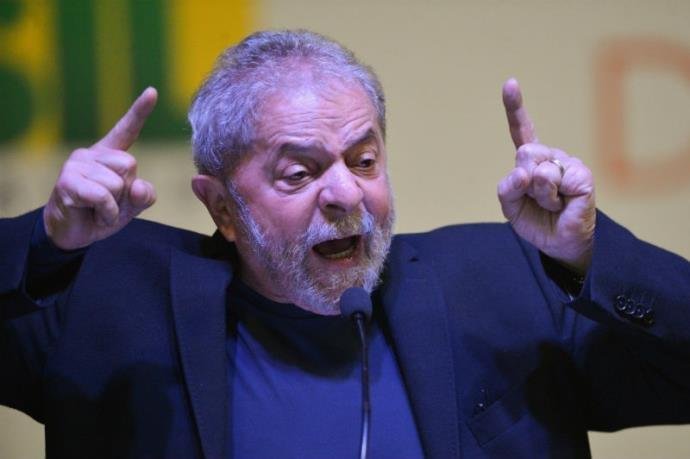 Ministro do TSE rejeita a&ccedil;&atilde;o contra eventual candidatura de Lula &agrave; Presid&ecirc;ncia
