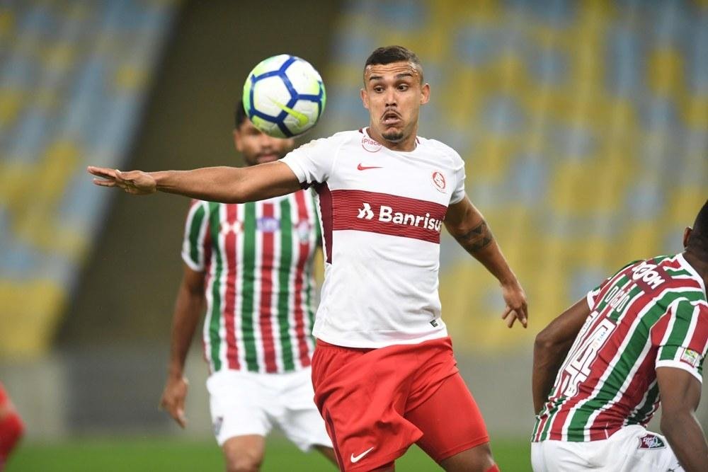Pottker destacou efetividade do time e Moledo viu time "taticamente perfeito"