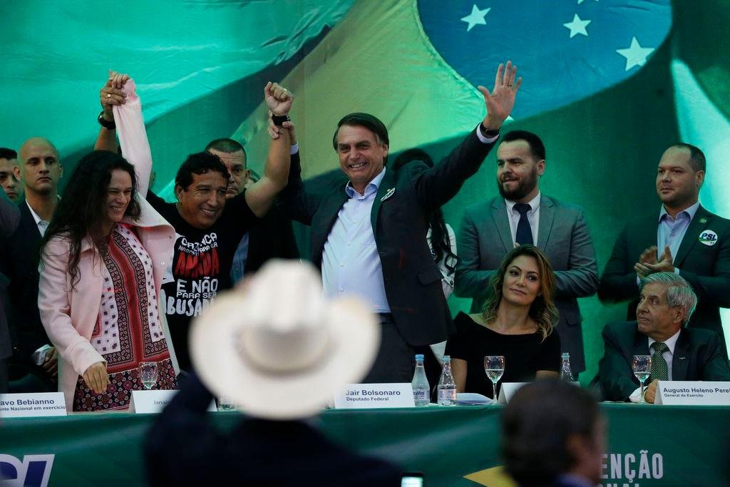 Presidenciavel concorre ao cargo tendo como vice Hamilton Mour&atilde;o, do PRTB