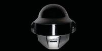 Coleção conta com máscara original da dupla de música eletrônica Daft Punk