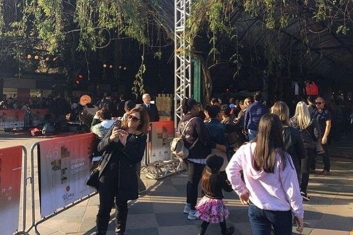 Rua Coberta &eacute; um dos pontos mais movimentados em Gramado durante Festival de Cinema