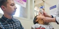 Crianças devem ser imunizadas contra a poliomielite e o sarampo neste sábado