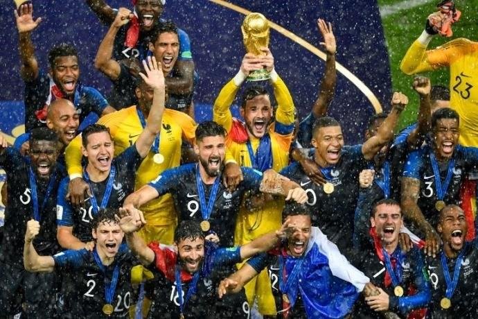 Fran&ccedil;a assumiu lideran&ccedil;a do ranking da Fifa ap&oacute;s t&iacute;tulo mundial