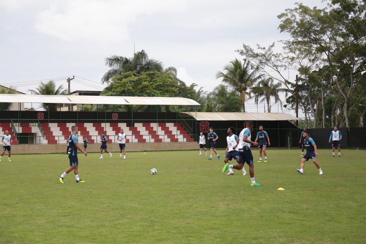 Gr&ecirc;mio treinou no Rio nesta quinta
