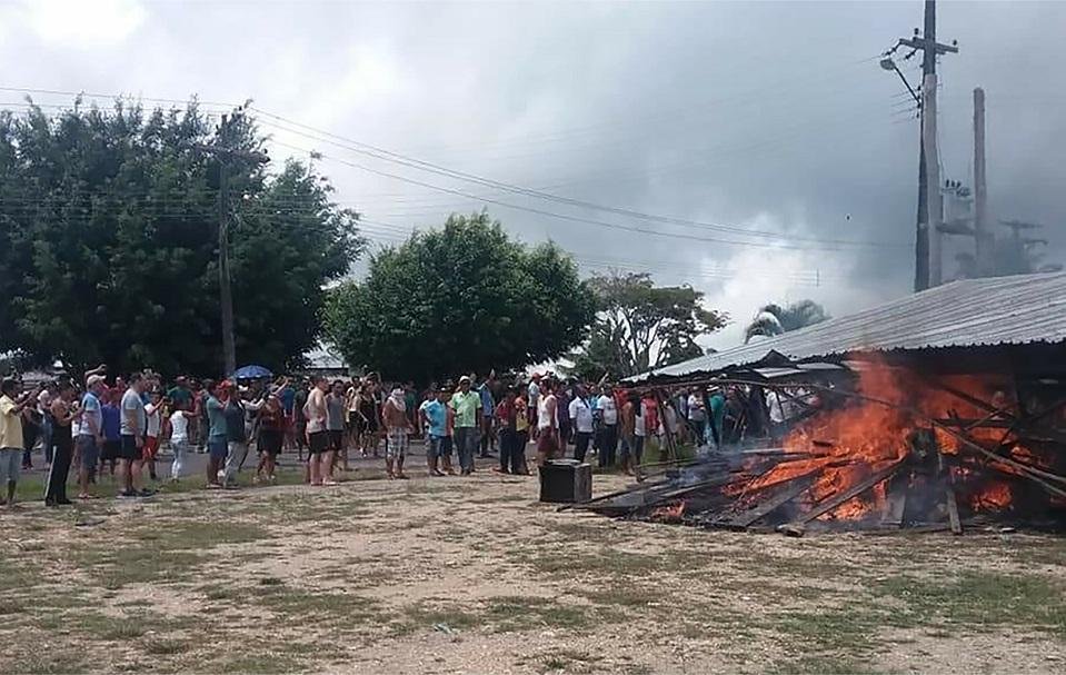 Moradores em Roraima atacaram acampamentos de imigrantes
