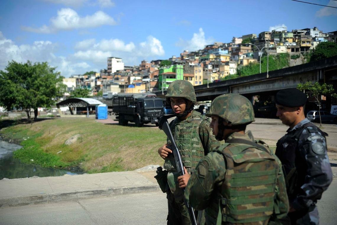 Opera&ccedil;&atilde;o resultou em outros cinco suspeitos mortos e na apreens&atilde;o de 600 quilos de drogas