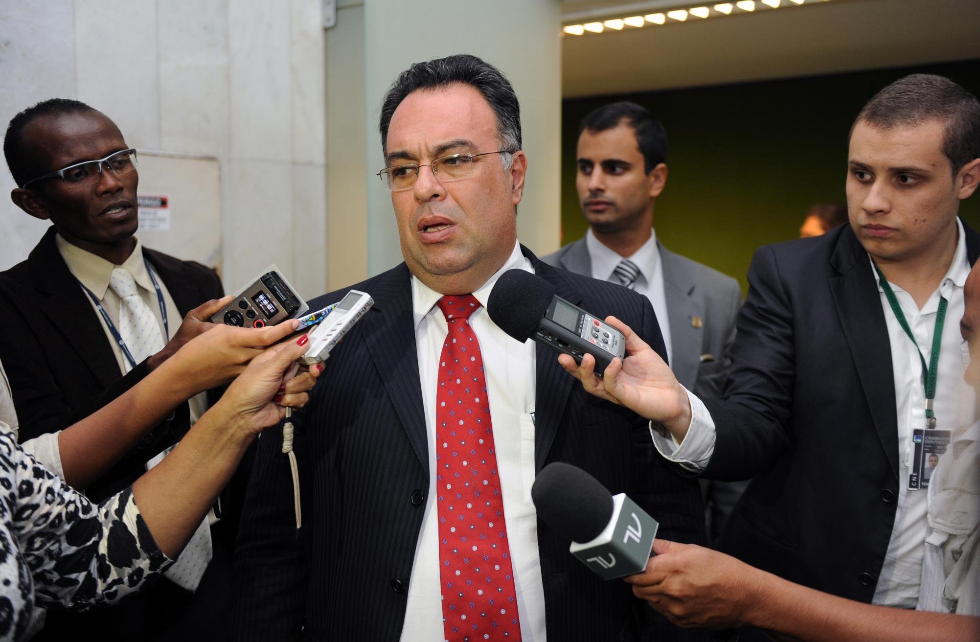 Ex-parlamentar do PT j&aacute; est&aacute; preco por outra senten&ccedil;a da Lava Jato