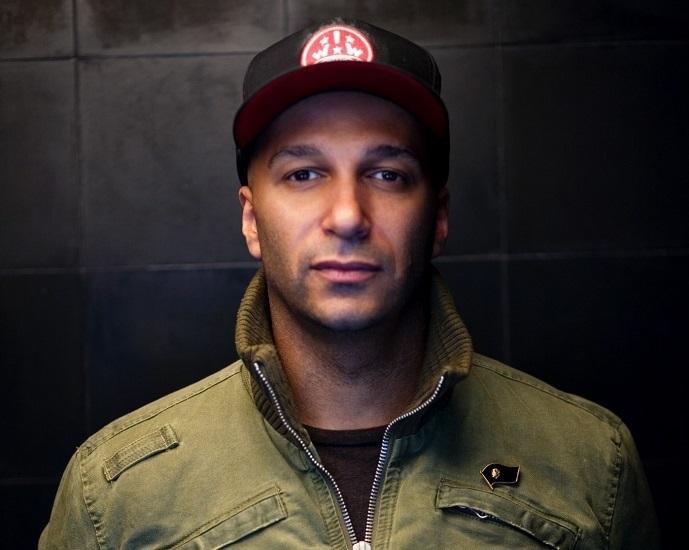 Tom Morello far&aacute; show gratuito em Porto Alegre 