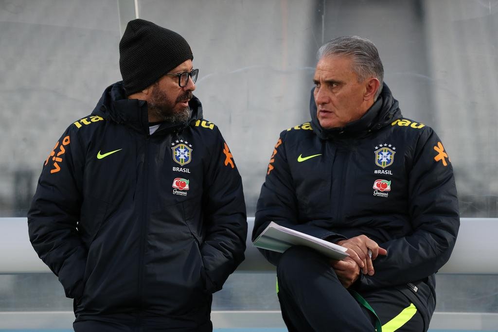 Tite e Cl&eacute;ber Xavier ir&atilde;o utilizar os seis amistosos para reformular grupo da Sele&ccedil;&atilde;o para a Copa Am&eacute;rica