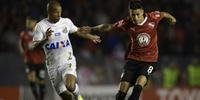 Independiente alega que Carlos Sánchez estava irregular em jogo dessa terça
