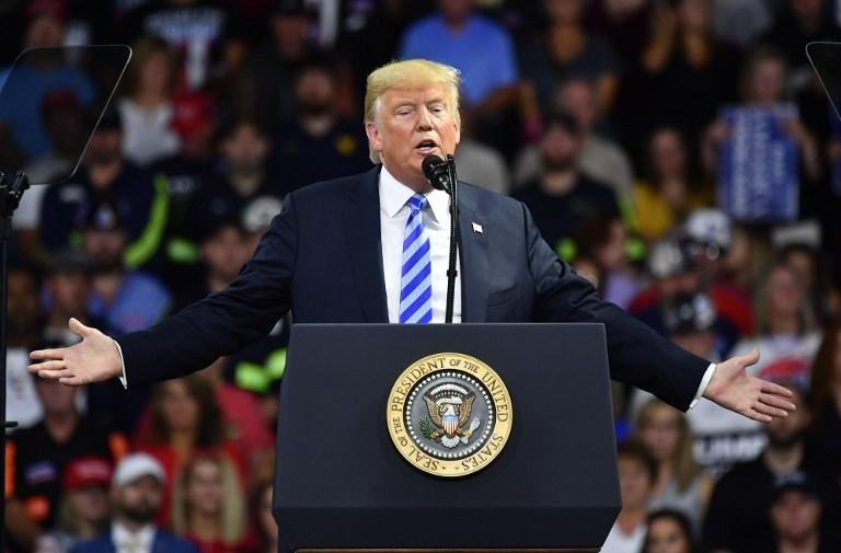Trump acusa ex-advogado Cohen de inventar fatos para conseguir acordo judicial
