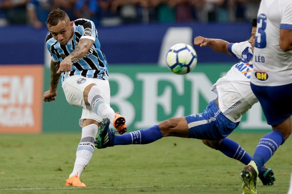 Gr&ecirc;mio venceu primeiro jogo contra o Cruzeiro, no Mineir&atilde;o, por 1 a 0