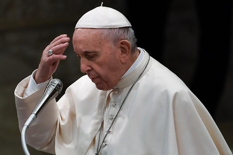 Papa Francisco chegou a reconhecer em carta in&eacute;dita que a Igreja havia "abandonado os pequenos"