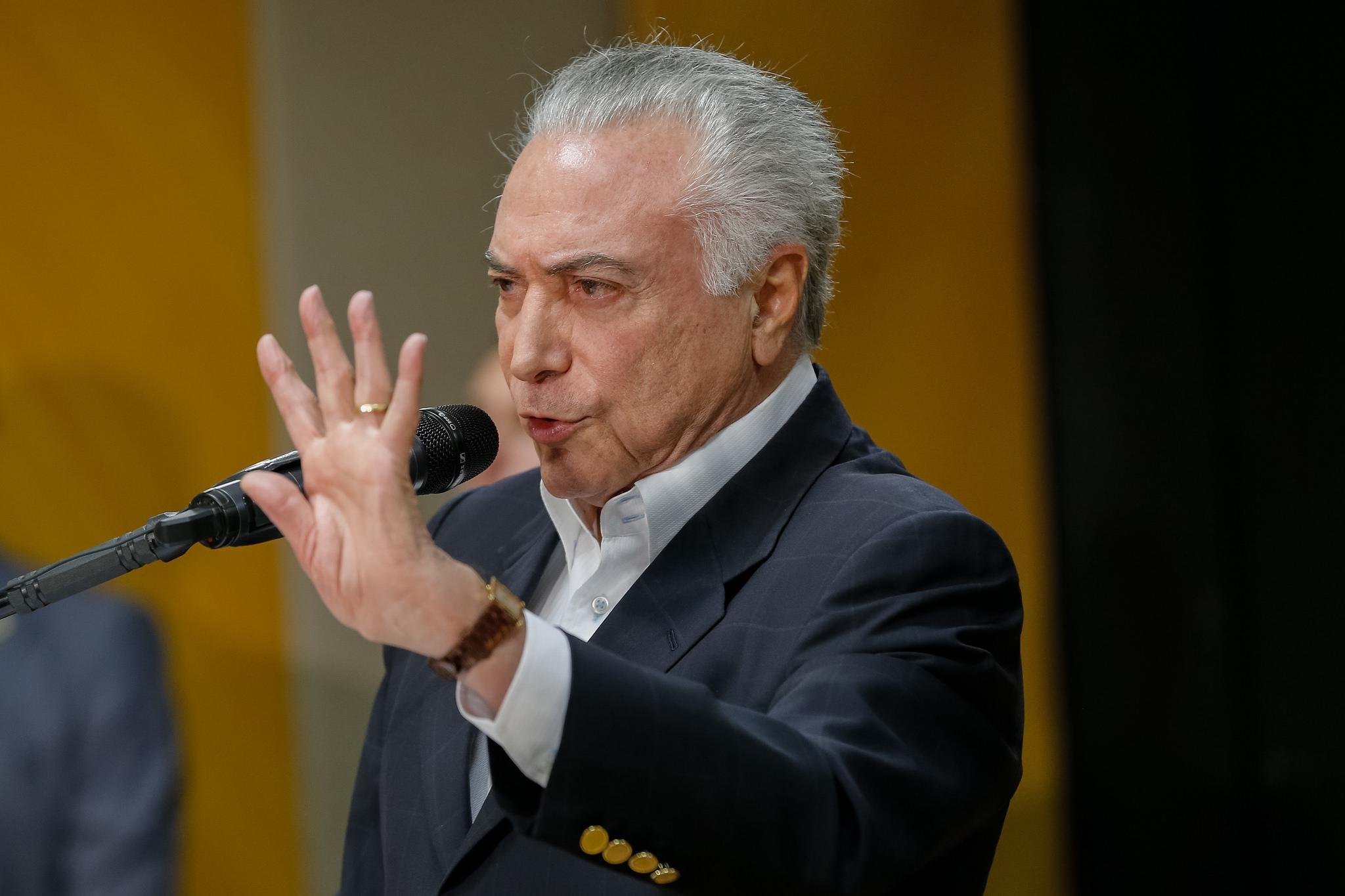 Segundo presidente, limitar entrada de estrangeiros &eacute; incogit&aacute;vel