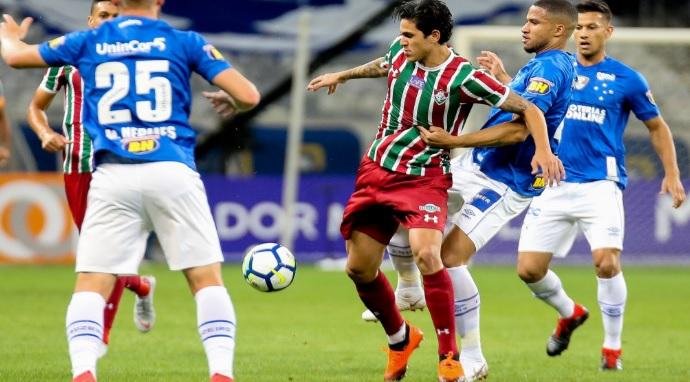 Fluminense confirma les&atilde;o no joelho de Pedro, que deve ser cortado da Sele&ccedil;&atilde;o