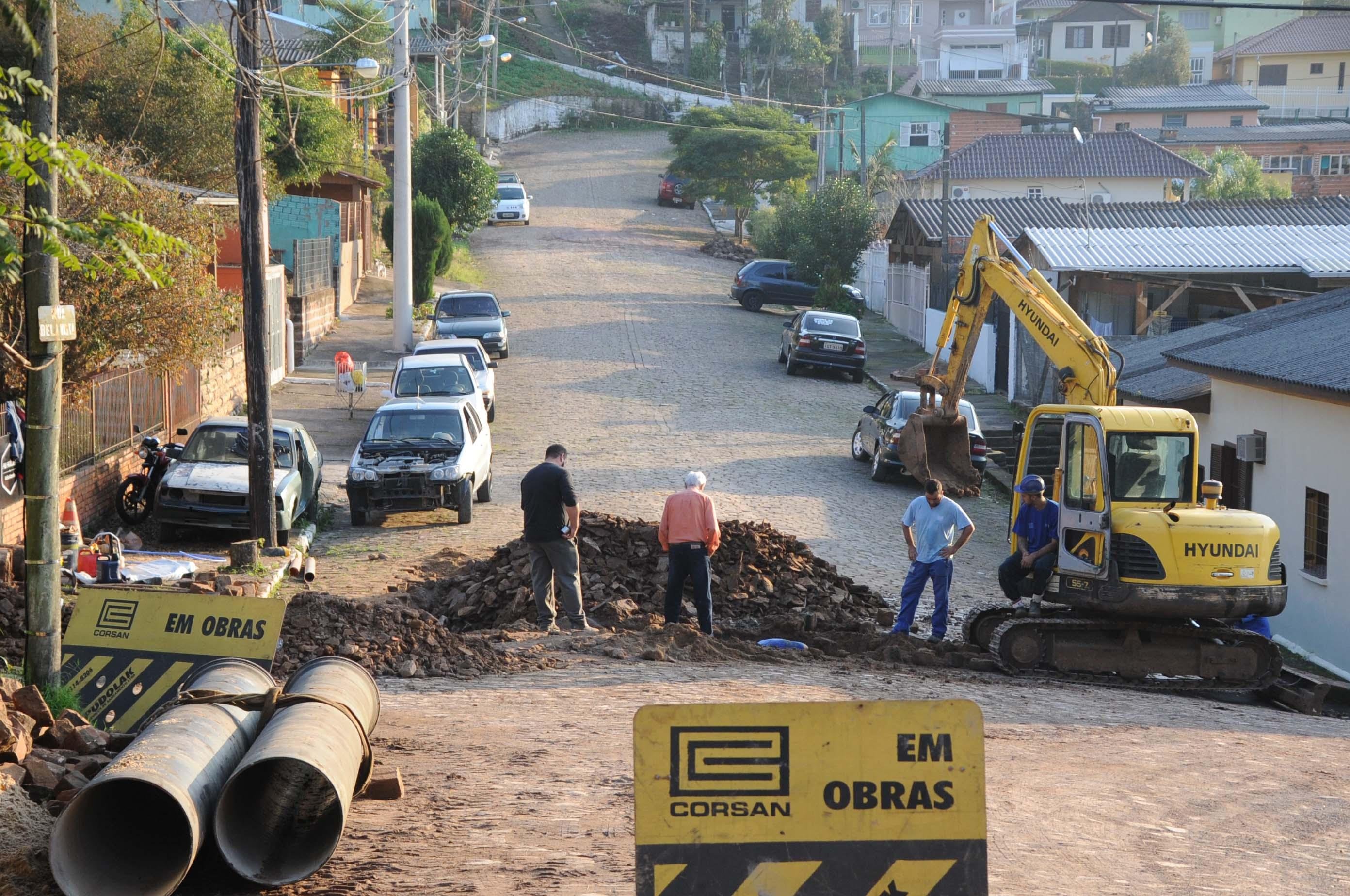 Primeira etapa da instala&ccedil;&atilde;o da canaliza&ccedil;&atilde;o foi conclu&iacute;da no in&iacute;cio do ano