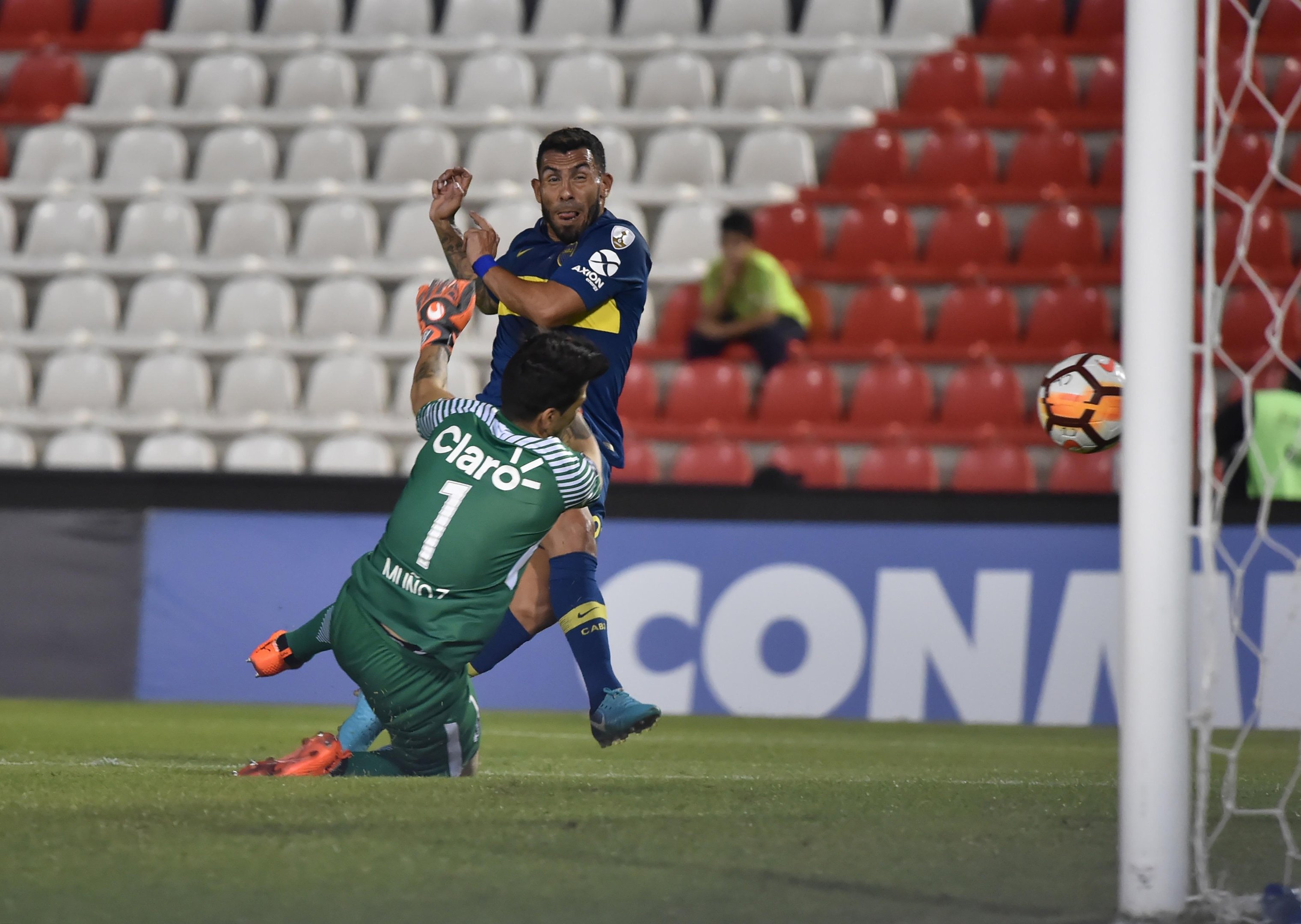 Gigante argentino aplicou 4 a 2 fora de casa e mandou aviso para rivais na Libertadores