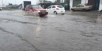 Chuva causa transtornos no trânsito em Porto Alegre