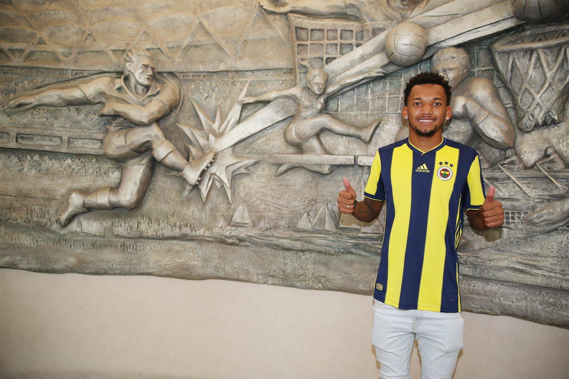 Ja&iacute;lson vai jogar na Turquia