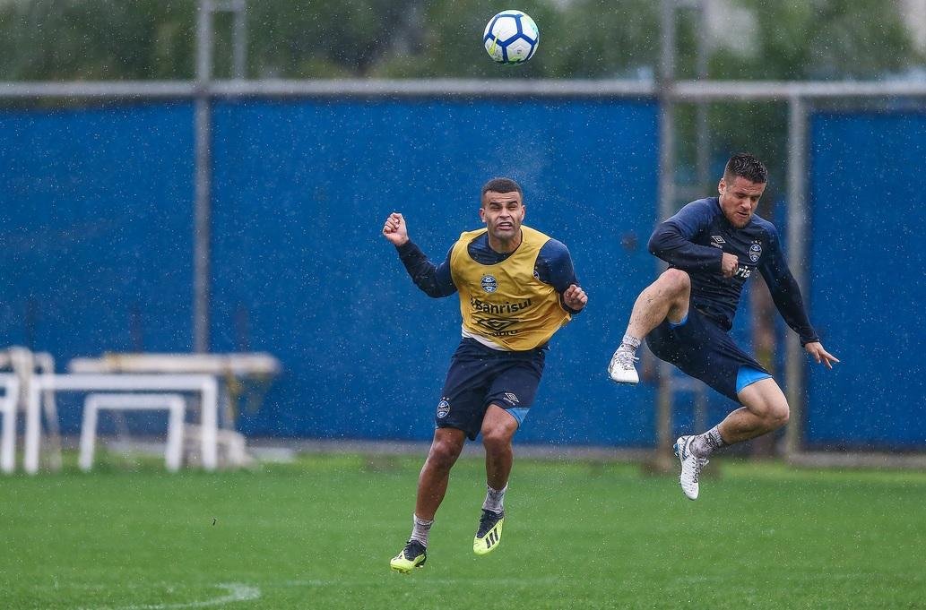 Alisson ganhar&aacute; oportunidade na vaga de Ramiro diante do Botafogo