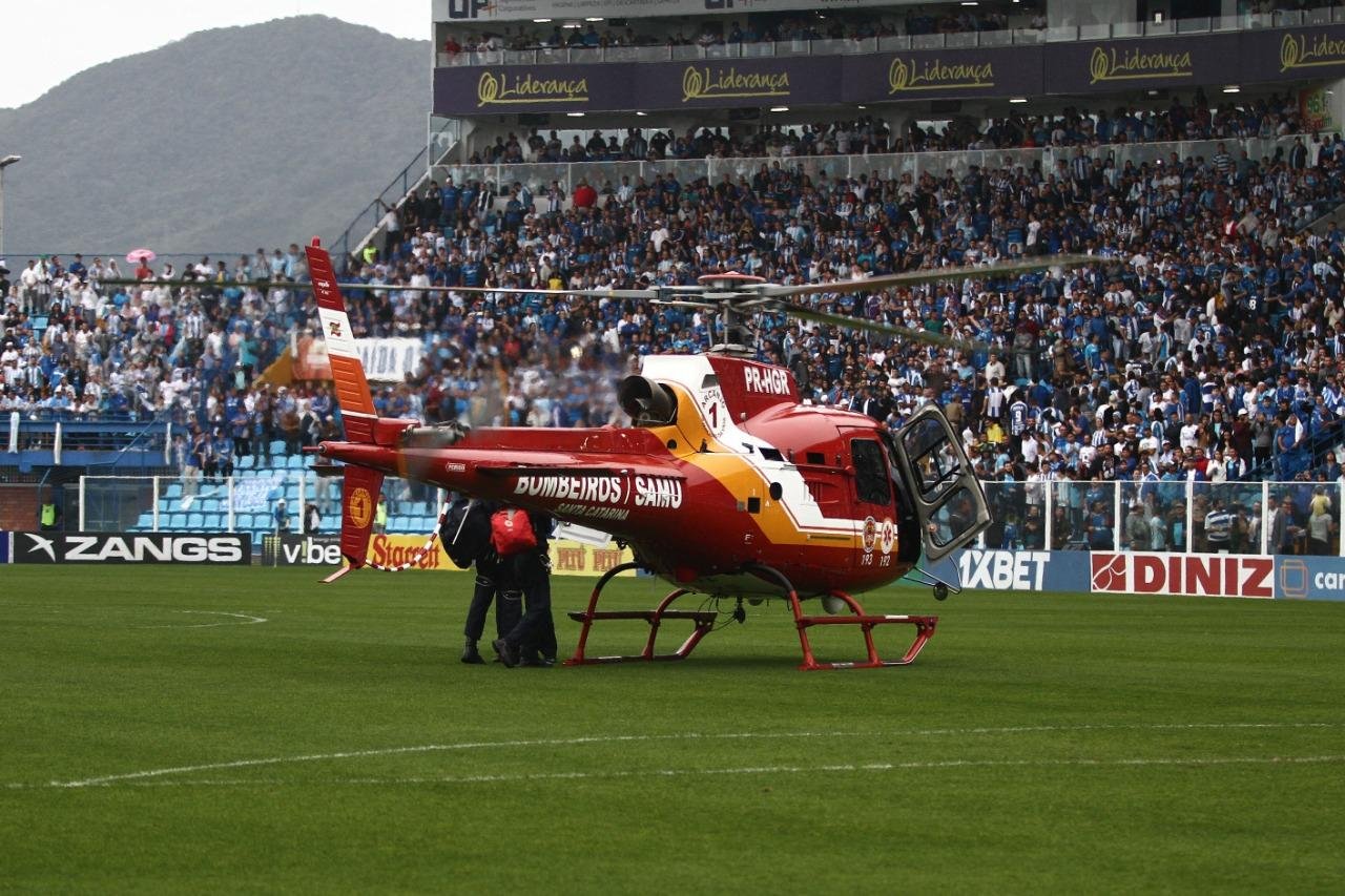  Douglas Cirimbelli, de 26 anos, foi socorrido pela equipe do Helic&oacute;ptero dos Bombeiros