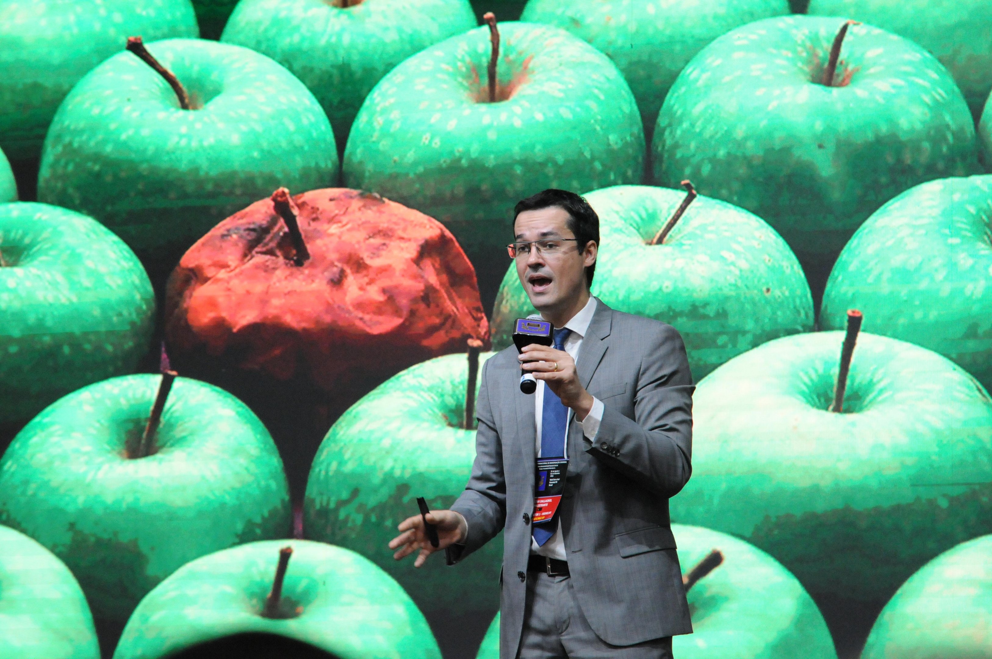 O procurador participou do semin&aacute;rio em Gramado