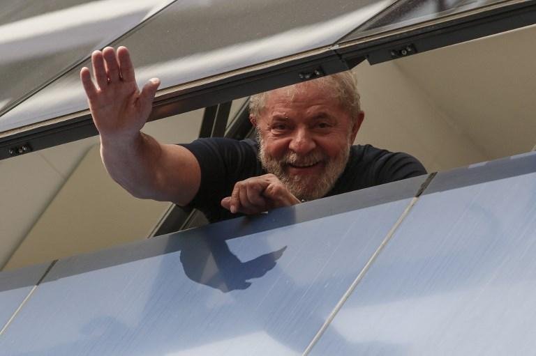 Lula aparecia durante primeiros dez segundos do v&iacute;deo exaltando seu governo