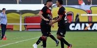 Em Salvador, Léo Ceará marca de novo e Vitória derrota o América-MG por 1 a 0