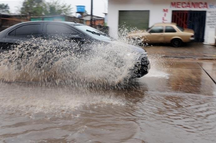 RS seguir&aacute; com chuva neste domingo