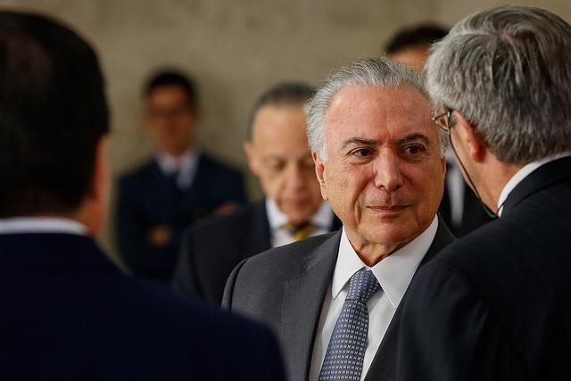 PGR deve decidir se denuncia Temer pela terceira vez