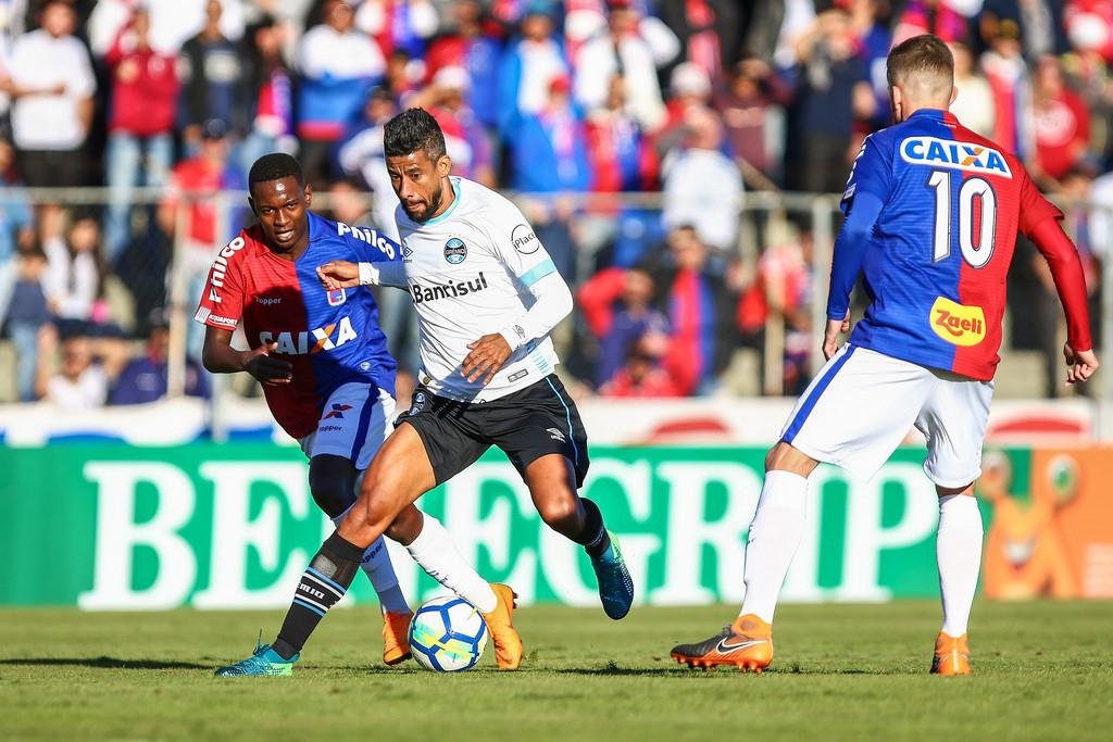 Gr&ecirc;mio e Paran&aacute; passa a ser no s&aacute;bado, dia 15, &agrave;s 16h, na Arena