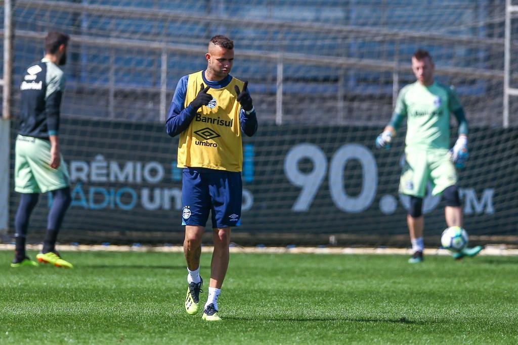 Luan voltou a treinar, ap&oacute;s passar por um mal-estar no trabalho de ter&ccedil;a-feira