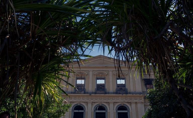 Como &oacute;rg&atilde;o p&uacute;blico, Museu Nacional n&atilde;o precisaria de alvar&aacute; para funcionar