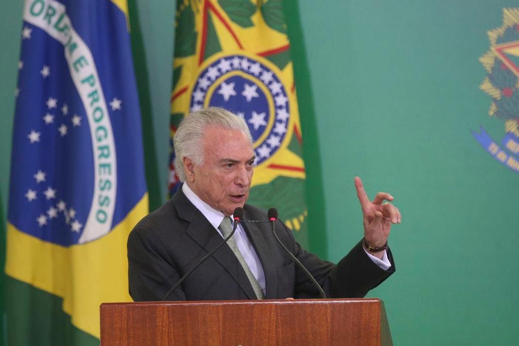 Presidente se pronunciou sobre epis&oacute;dio e estimou melhoras ao candidato do PSL