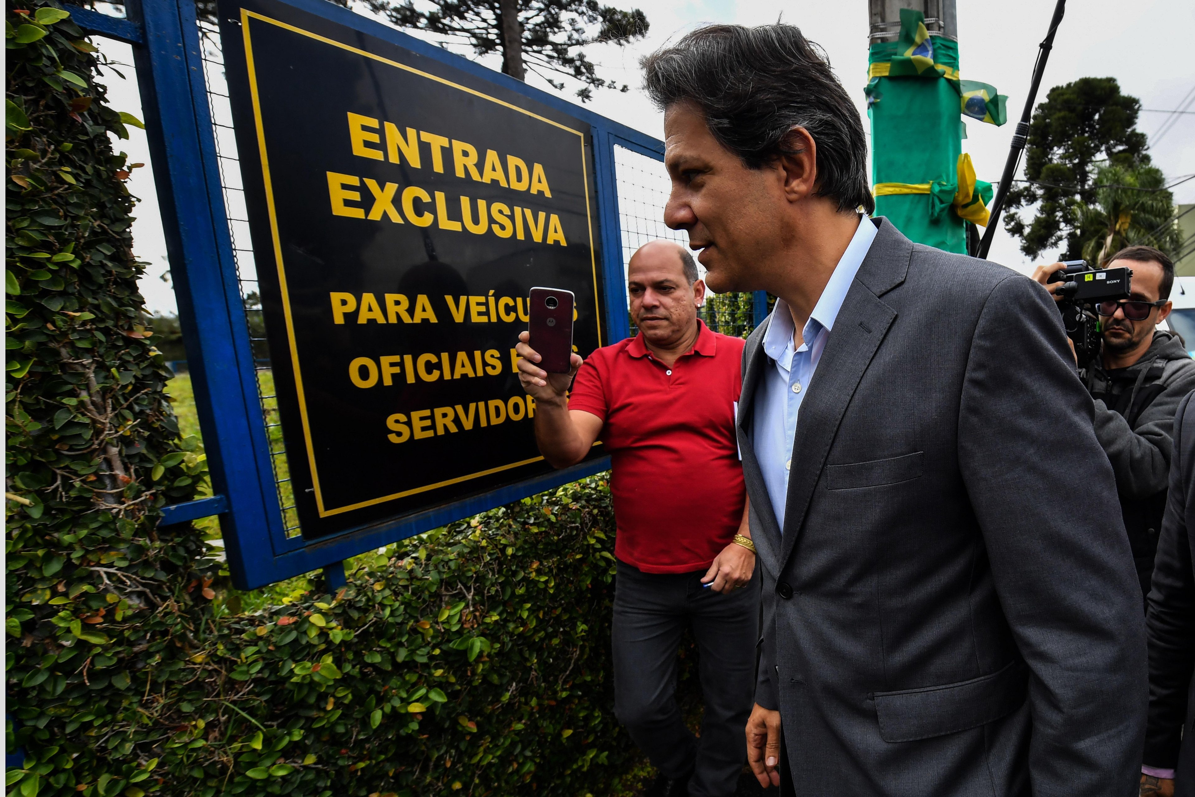 PT pode oficializar vice como substituto na campanha nesta ter&ccedil;a-feira