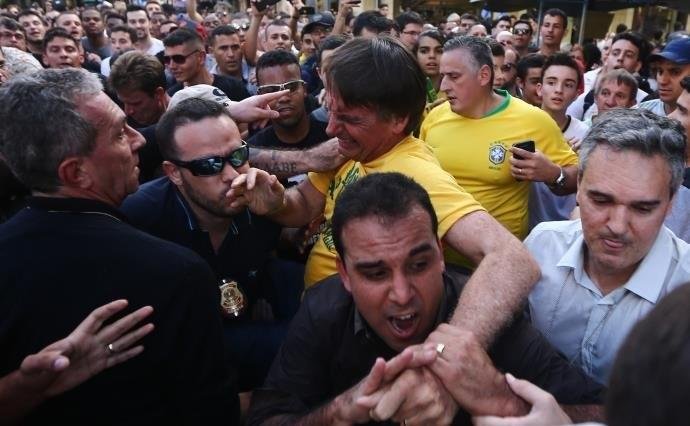 Bolsonaro foi submetido a nova cirurgia