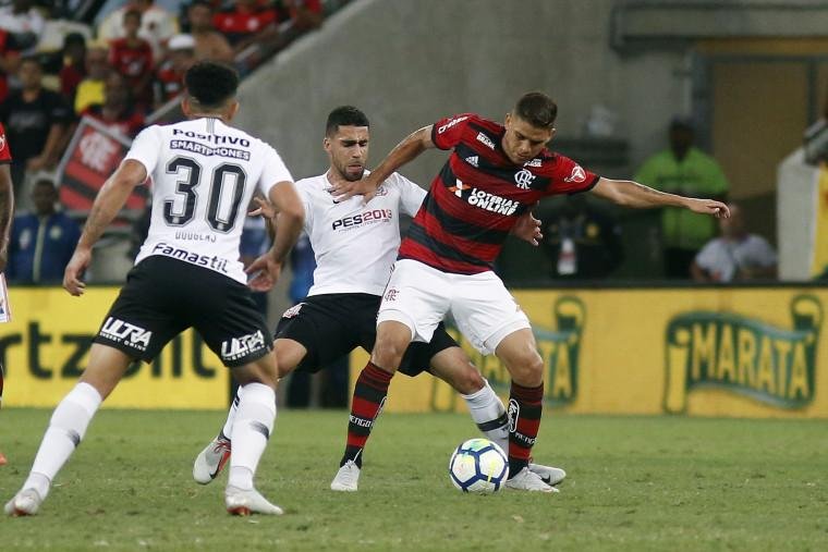 Flamengo e Corinthians empataram por 0 a 0 no Maracan&atilde;