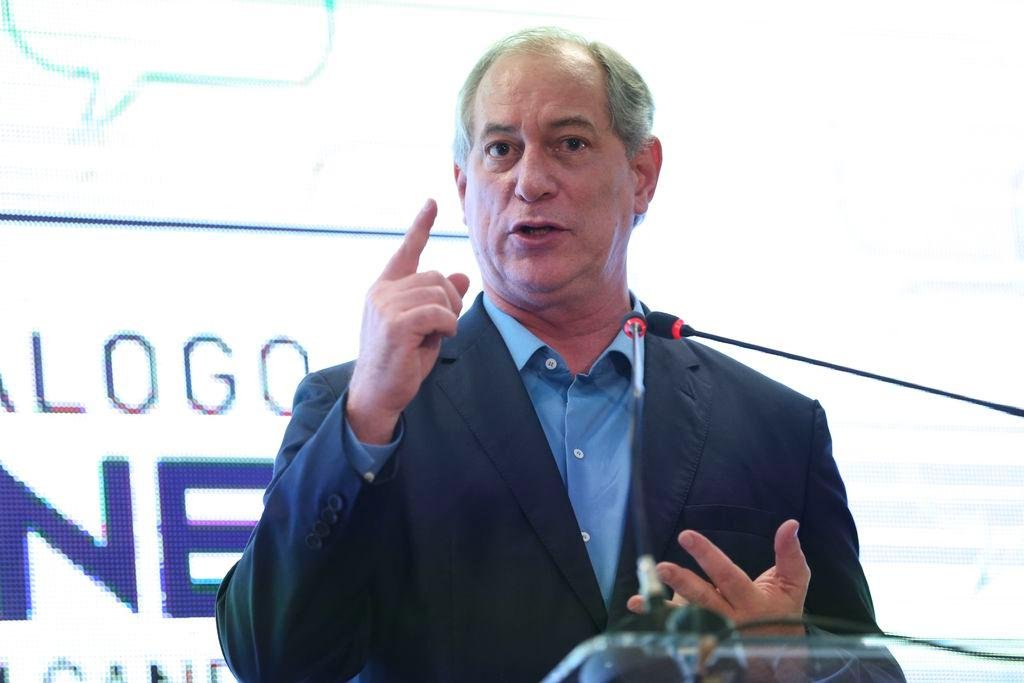 TSE nega direito de resposta de Ciro Gomes &agrave; revista Veja 
