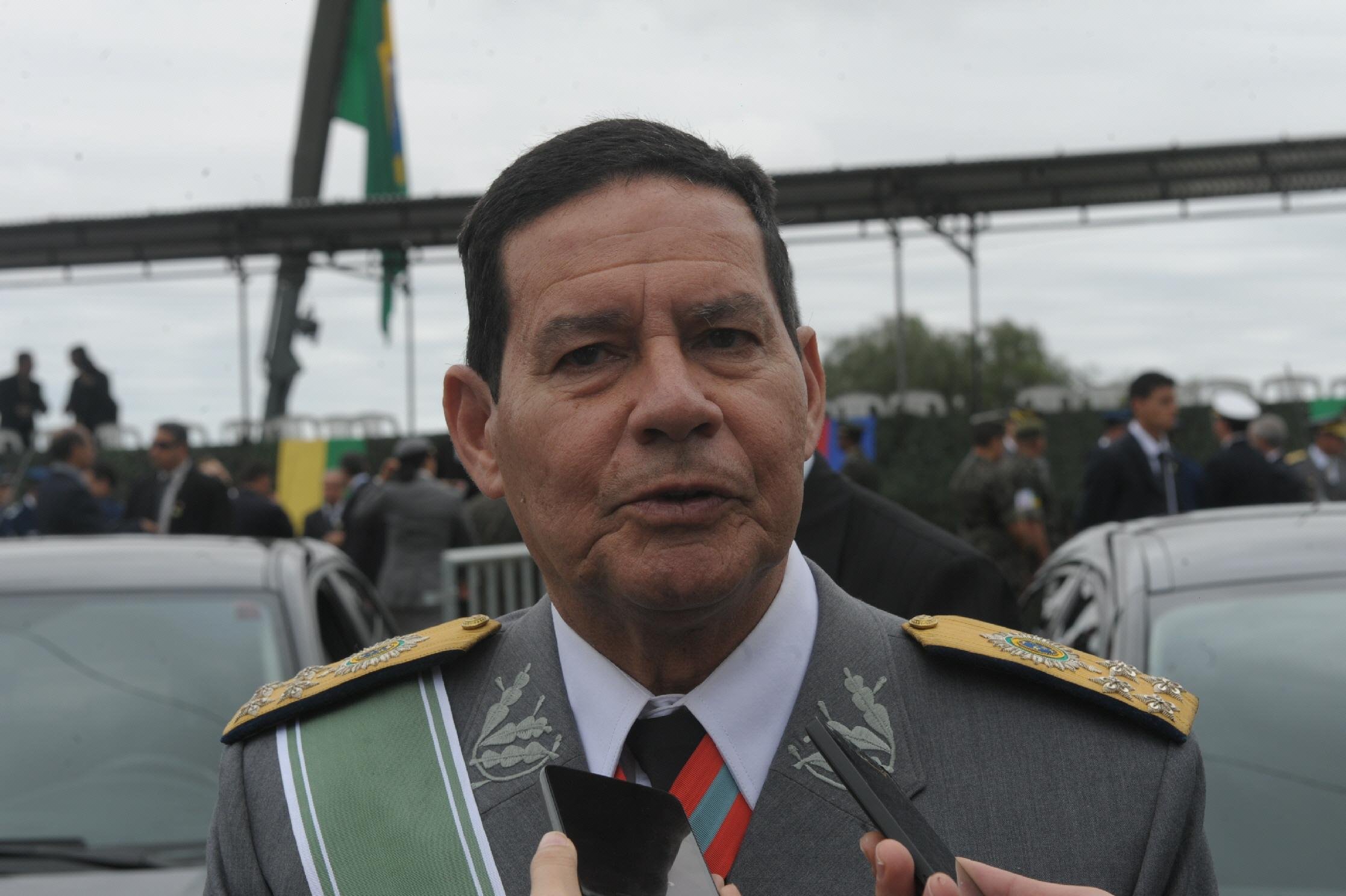 Mour&atilde;o defendeu nova Constitui&ccedil;&atilde;o