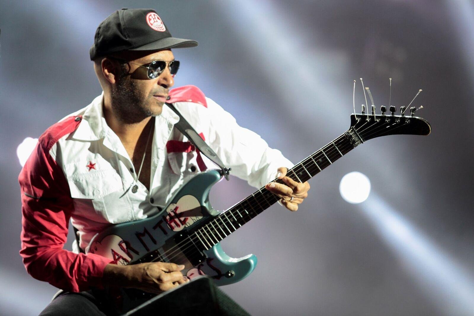 Guitarrista se apresenta no Anfiteatro P&ocirc;r do Sol, a partir das 18h