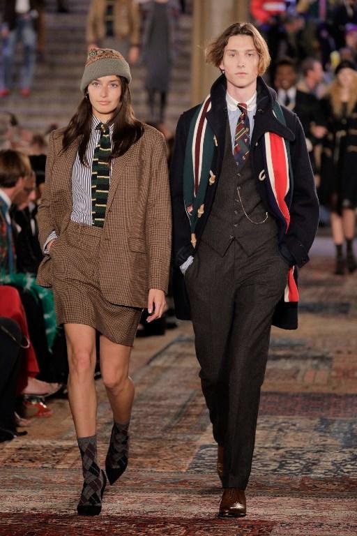 Ralph Lauren celebra 50 anos de sua marca com mega desfile em Nova Iorque