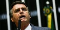Bolsonaro permanece estável na UTI e sem complicações, diz boletim médico