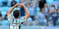 Juninho Capixaba marcou de cabeça o segundo gol do Grêmio