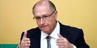 Com baixa intenção de voto, Alckmin tenta impedir desistência de Centrão