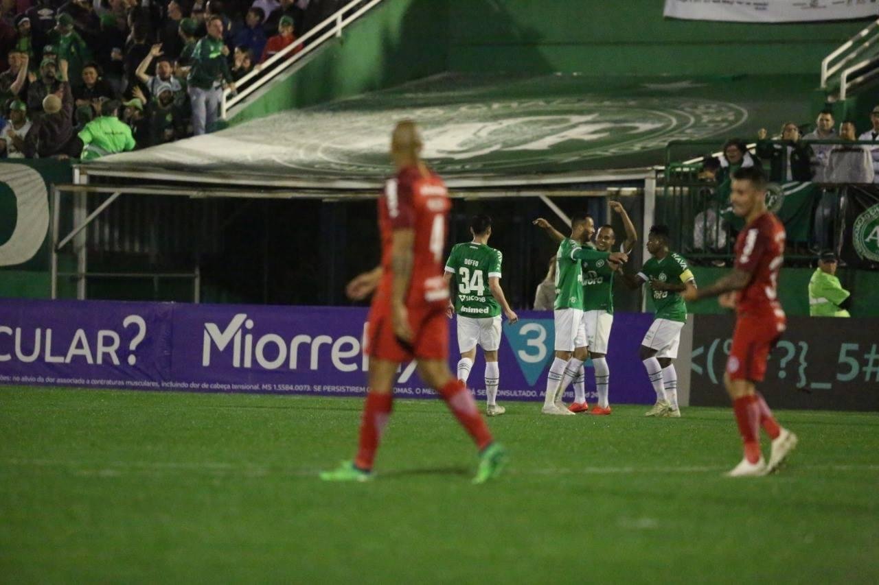 Inter perdeu para a Chapecoense na Arena Cond&aacute;